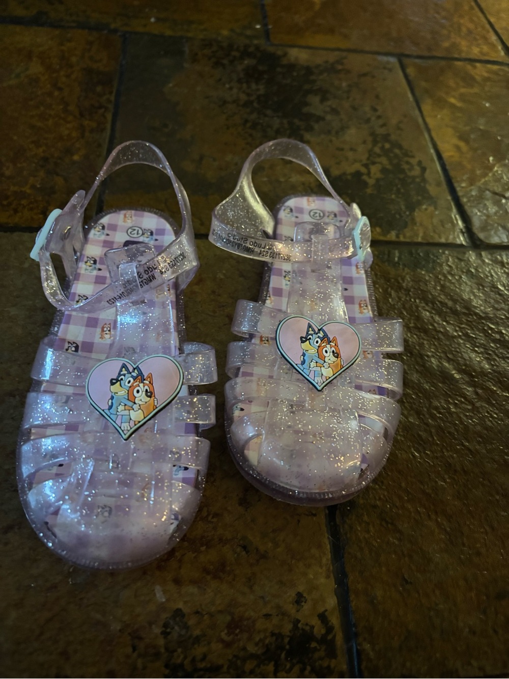 Girls' Glitter Bluey Jelly Sandals with Heart Character Accent - Purple